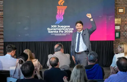 Se presentaron ocho oferentes para una obra de casi 6.500 millones de pesos. “Logramos orden en las cuentas, cuidar el peso y poner la plata donde corresponde”, afirmó.