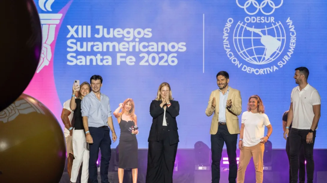“Estamos iniciando el camino a una competencia que nos va a dejar un legado en infraestructura de obras como no tiene ningún lugar en la Argentina”, coincidieron el gobernador Pullaro y la vicegobernadora Scaglia.